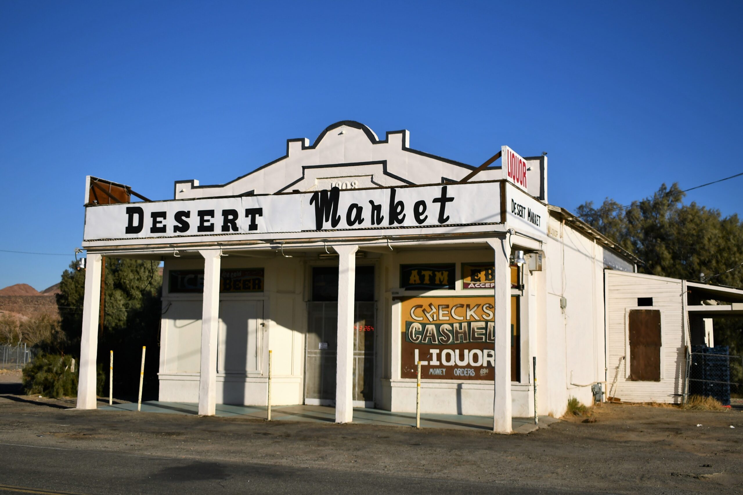 Daggett desert market daggett (1)